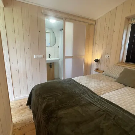 De Merel - Tussen De Wilgen Parque de Campismo De Vecht