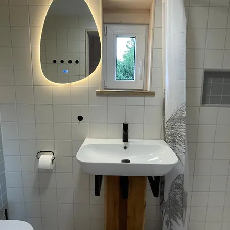 Parque de Campismo De Merel - Tussen De Wilgen *